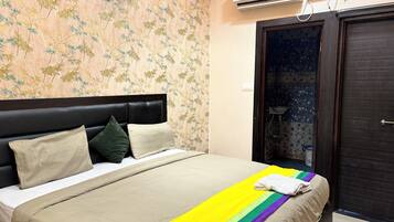 Classic Double Room, City View | Desk, laptop workspace, iron/ironing board, free WiFi