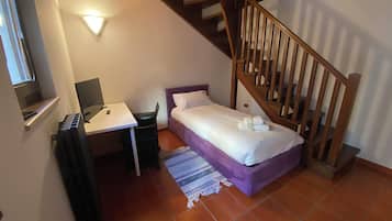 Duplex, para não fumantes, vista para o pátio | 2 quartos, cortinas blackout, ferros/tábuas de passar roupa