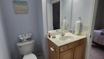 Jetted tub, hair dryer, towels, soap