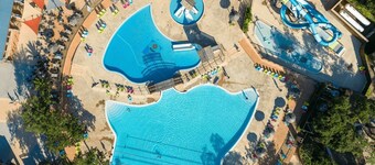 ZEcamping 5 étoiles parc aquatique locatif TV LV BBQ 40m2