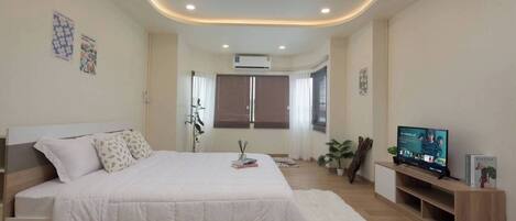 1 bedroom, WiFi, bed sheets