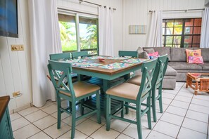 Dining - Charming 2-bedroom house in fabulous Tar Bay (Georgetown)