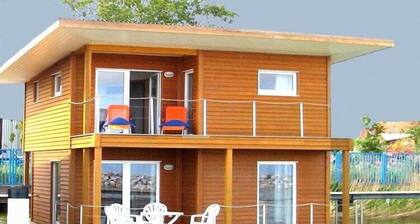 Hausboot in Barth am Barther Bodden