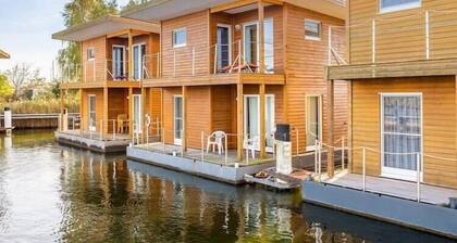Hausboot in Barth am Barther Bodden