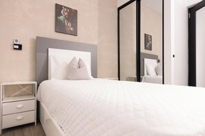 Deluxe Apartment, 2 Bedrooms, Kitchen