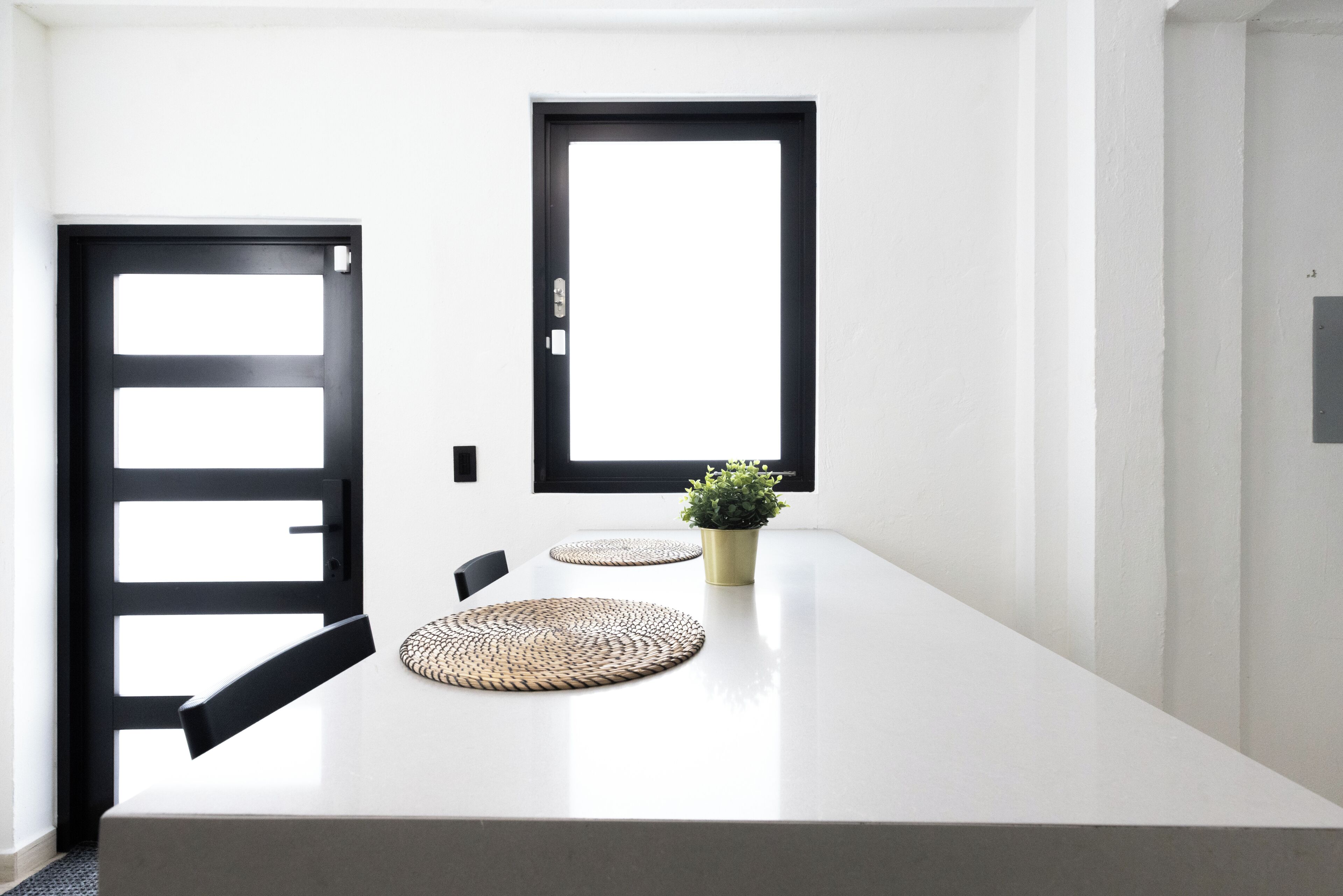 Comfort-Apartment | Wohnbereich | 40-Zoll-Smart-TV mit Digitalempfang