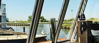 Hausboot in Ueckermuende