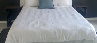 3-bedroom apartment in charming Walvis Bay with AC, WiFi