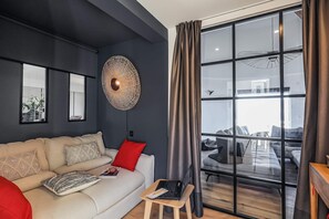 Televisión, chimenea