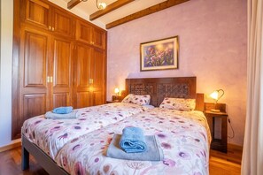 4 bedrooms, iron/ironing board, free WiFi, bed sheets - Villa 'Mil Flores, Purer Luxus' with Mountain View, Wi-Fi and Air Conditioning (Inca)