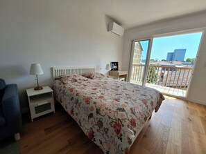 1 غرفة نوم ومكتب وواي فاي مجانًا وملاءات أسرّة