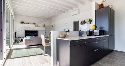 Skyline on the Lake Caslano