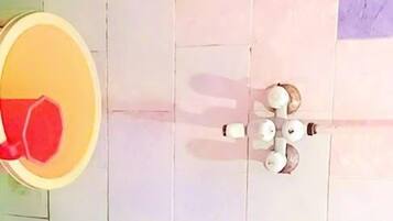 Deluxe-Doppelzimmer, Bergblick | Badezimmer