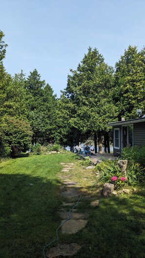 Enceinte de lâhĂ©bergement