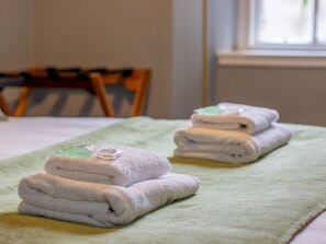 Miscellaneous - Happy Haven Home, West End - Pass the Keys (Glasgow)