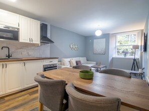 Interior - Happy Haven Home, West End - Pass the Keys (Glasgow)