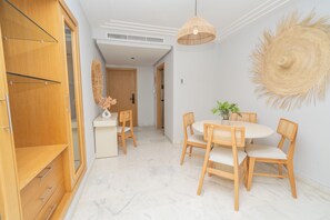 50-inch Smart TV with satellite channels - Hôtel Tanger Centre Malabata (Tangier)