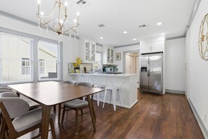 Dining - Travelin` On Tulsa Time-Near Expo|TU|Downtown (Tulsa)