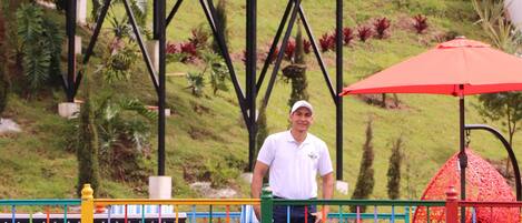 Family Cabin, Lake View | Living area | 43-inch TV with cable channels, Netflix, streaming services