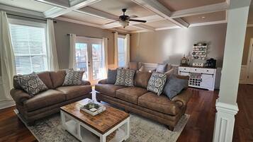 Smart TV, fireplace, printers