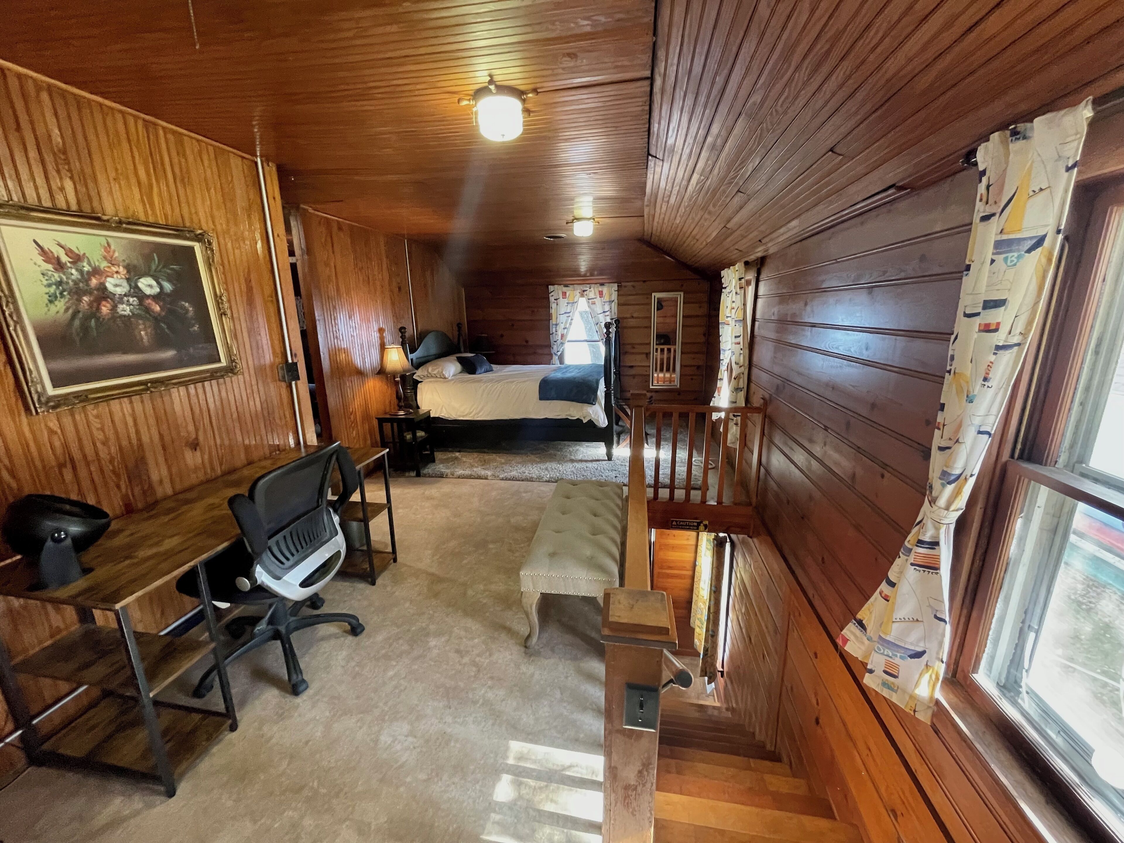 3 bedrooms, desk, iron/ironing board, free WiFi