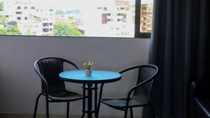 Deluxe Room, Private Bathroom, City View | Blackout drapes, bed sheets - Hostal CaliView Inn (Cali)