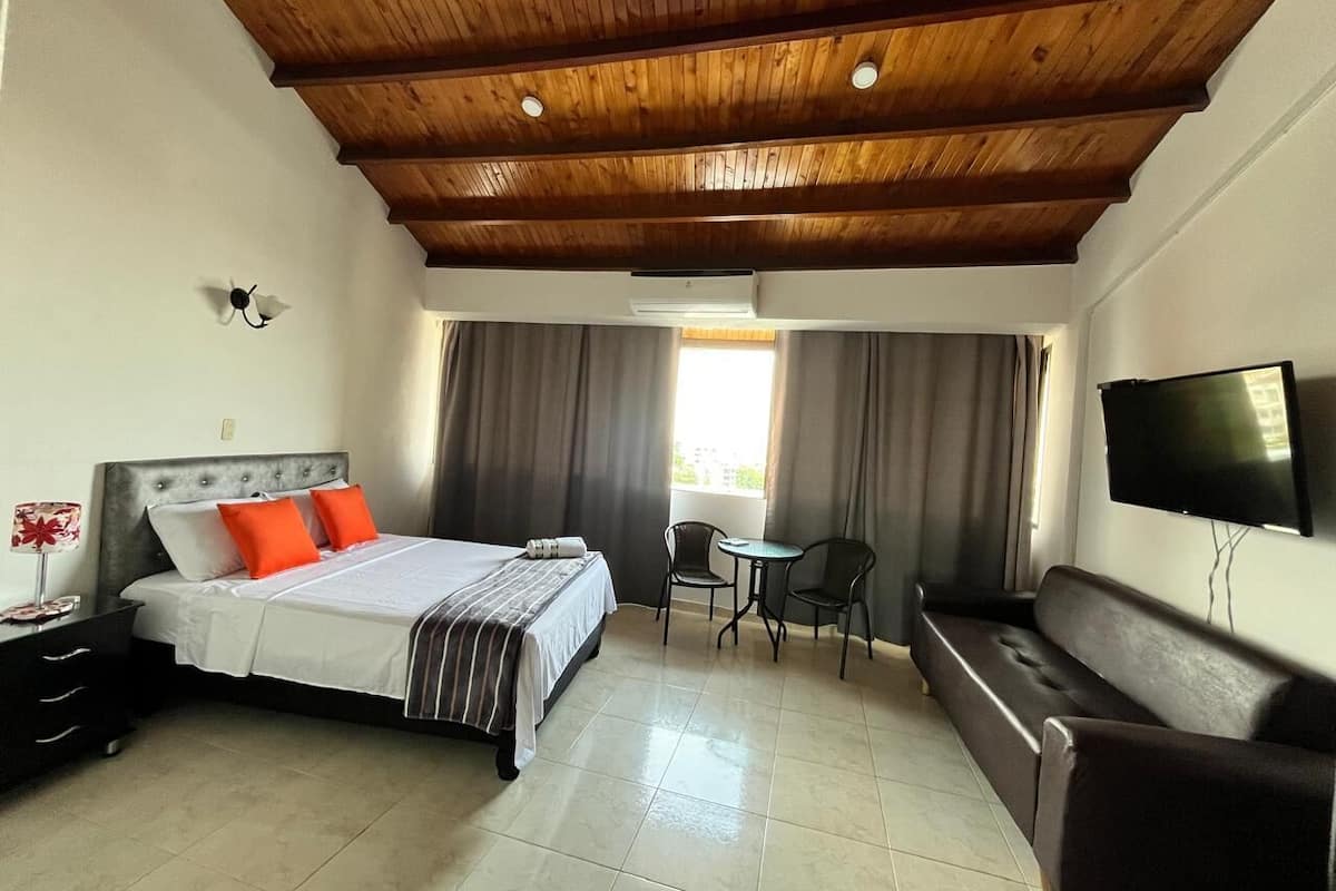 Habitación Deluxe, baño privado, vista a la ciudad