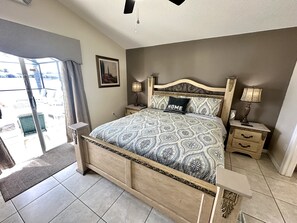 4 soverom, strykejern/-brett, wi-fi og sengetøy