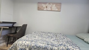 2 habitaciones, tabla de planchar con plancha, wifi y ropa de cama