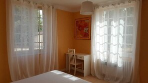 2 chambres, fer et planche à repasser, Wi-Fi