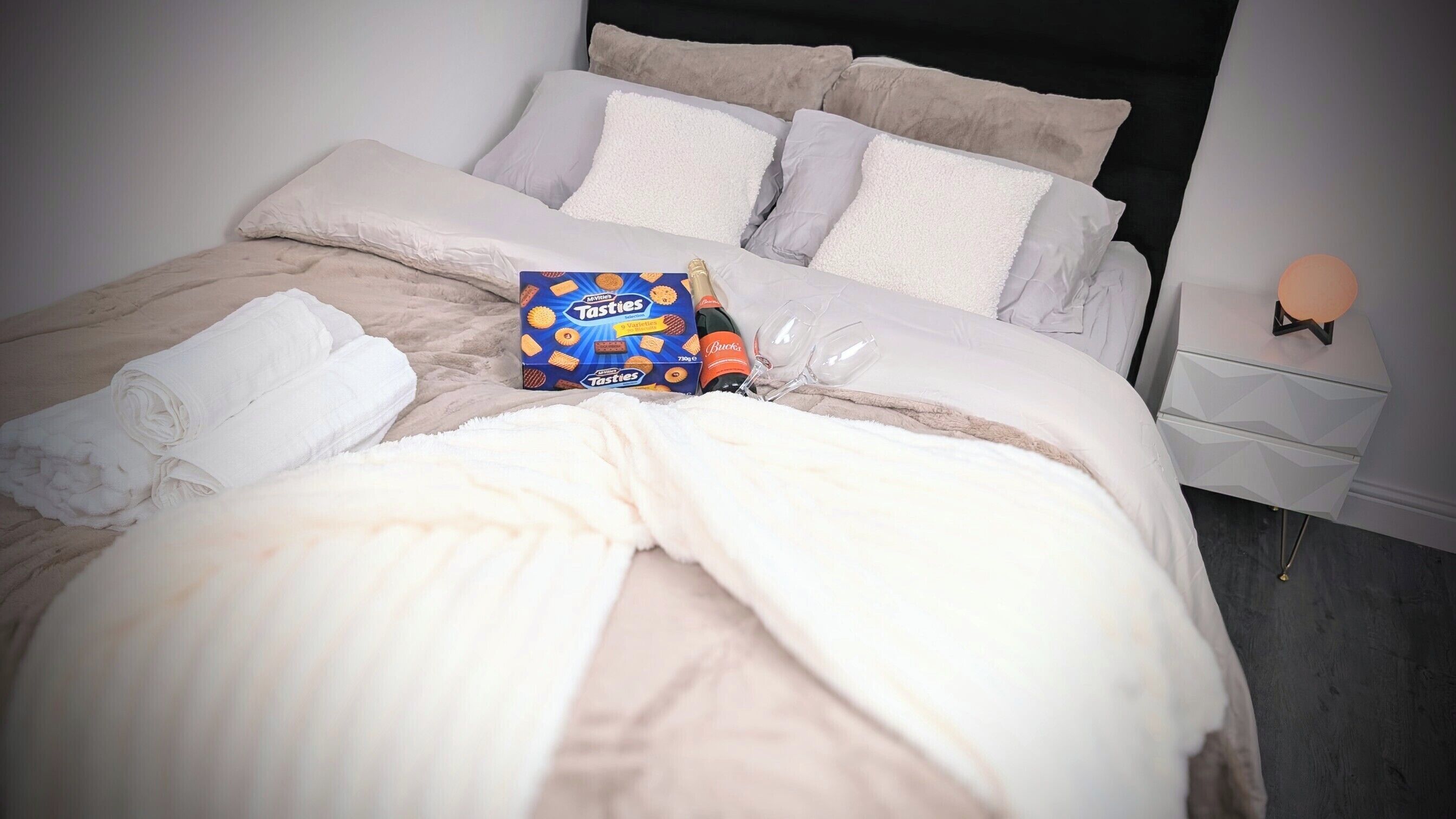 2 Schlafzimmer, WLAN, Bettwäsche