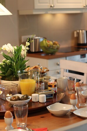 Dining - Stylish thatched house with sauna in Zinnowitz (Zinnowitz)