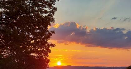 Beautiful view on lake! Enjoy 5bdrm 3 bath with 2 decks firepit and private dock