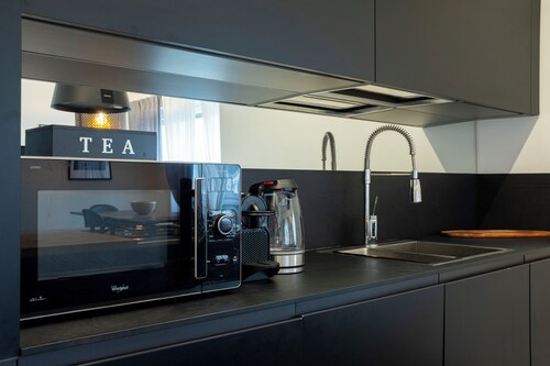 From Ostia Beach to Rome & Airport in a Heartbeat!