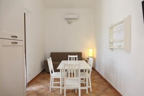 Dining - Verdemare in relaxation (cefalu')