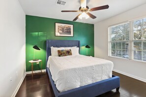 3 bedrooms, iron/ironing board, free WiFi, bed sheets - Spacious Tremé 3BR - King Suite + Near French Quarter (New Orleans)