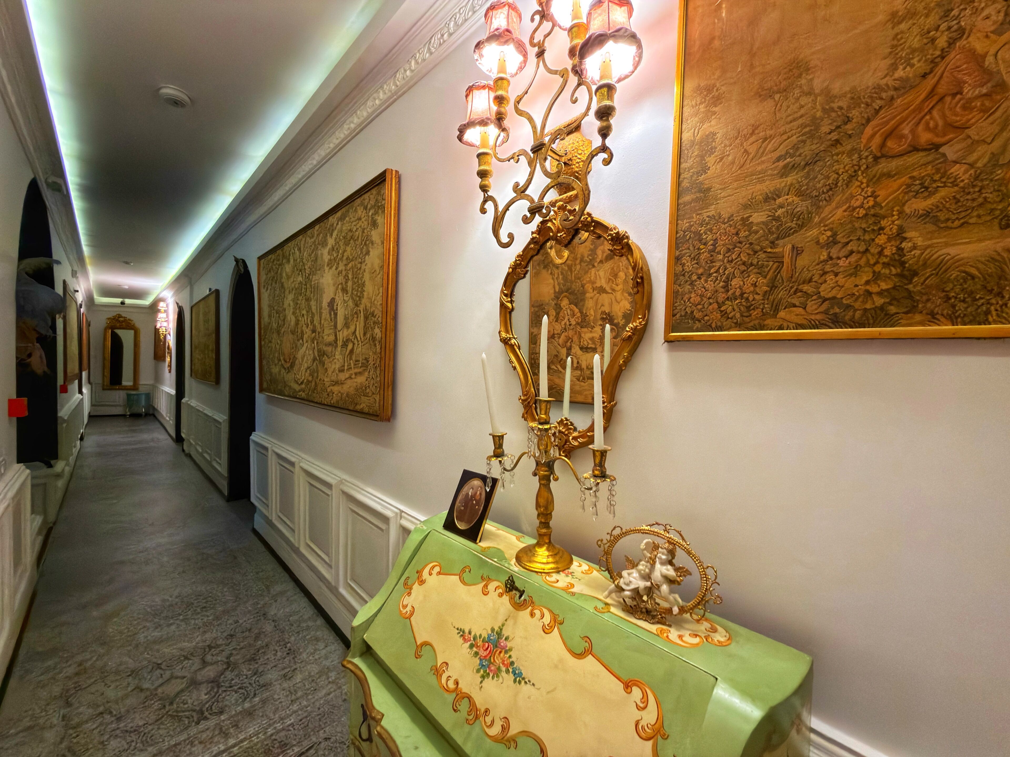 Foto - Conacul Coroanei Luxury Boutique