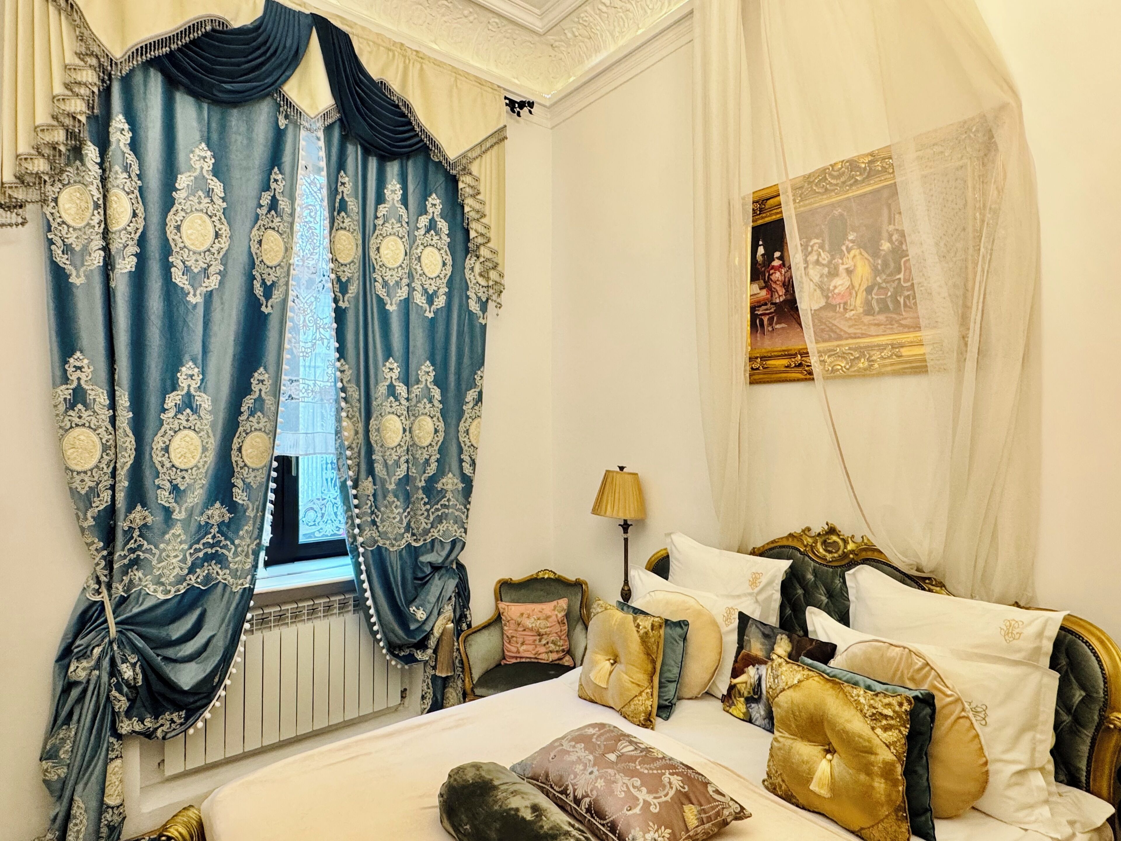 Photo - Conacul Coroanei Luxury Boutique