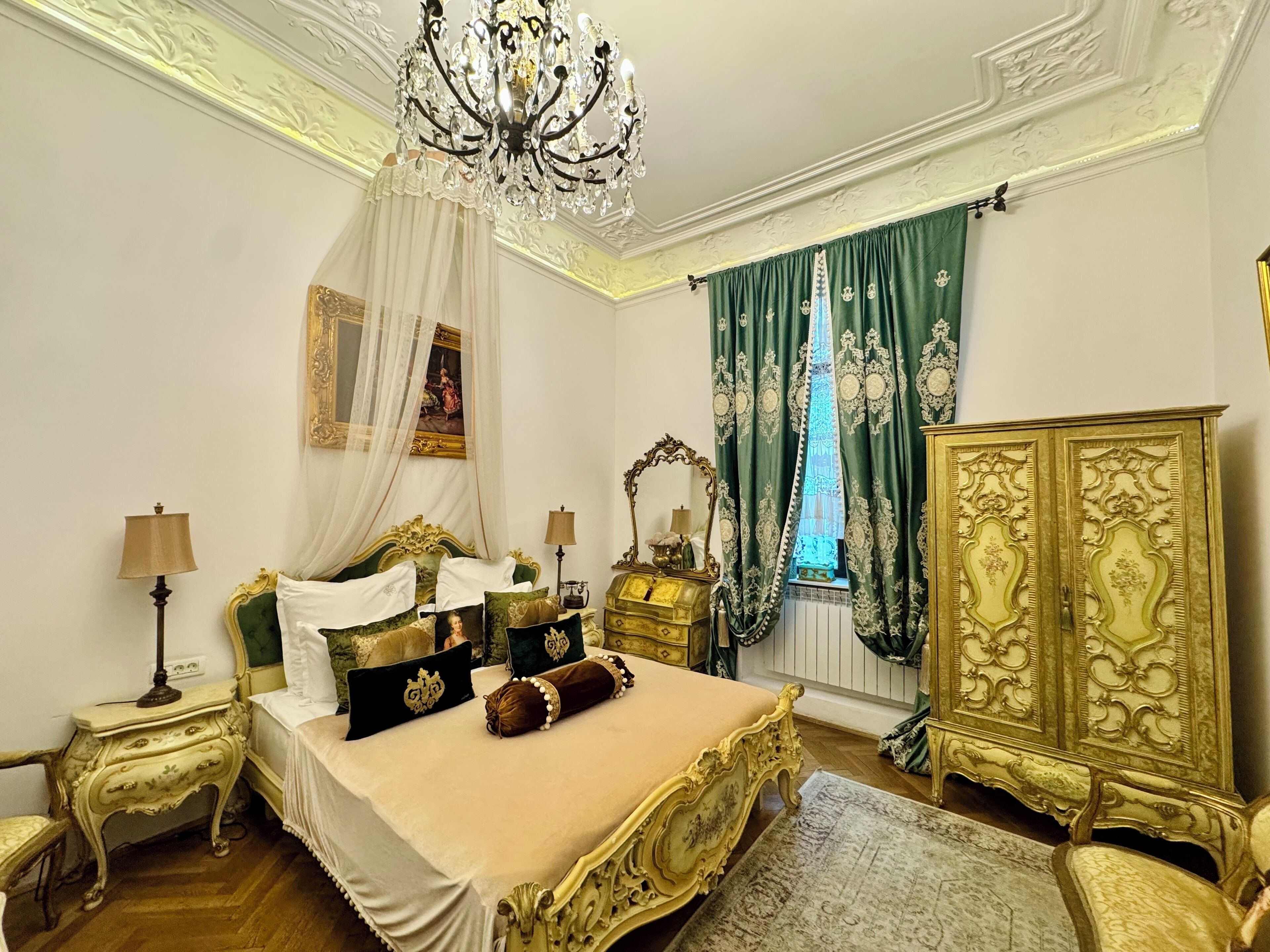 Photo - Conacul Coroanei Luxury Boutique