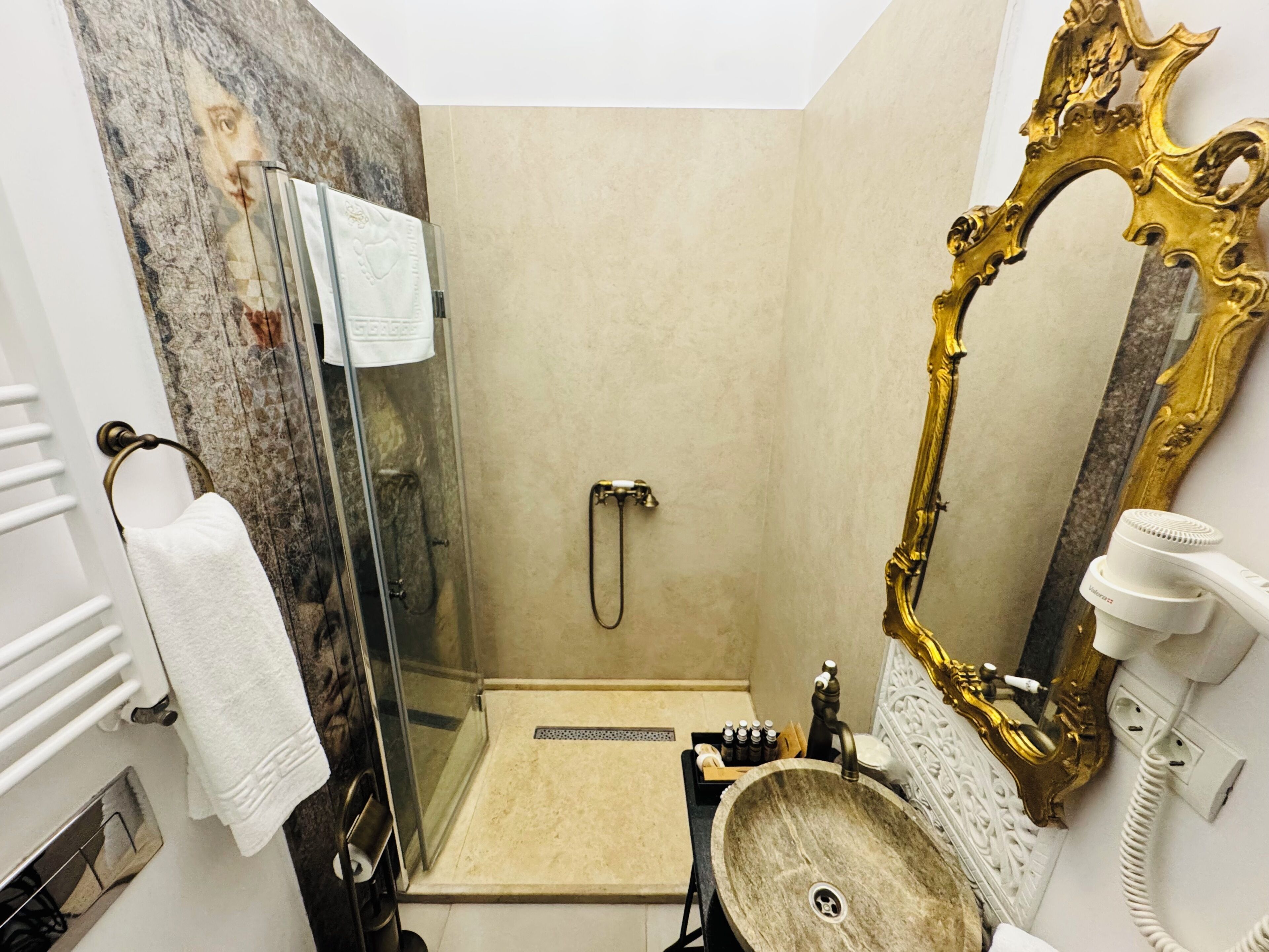 Foto - Conacul Coroanei Luxury Boutique Hotel