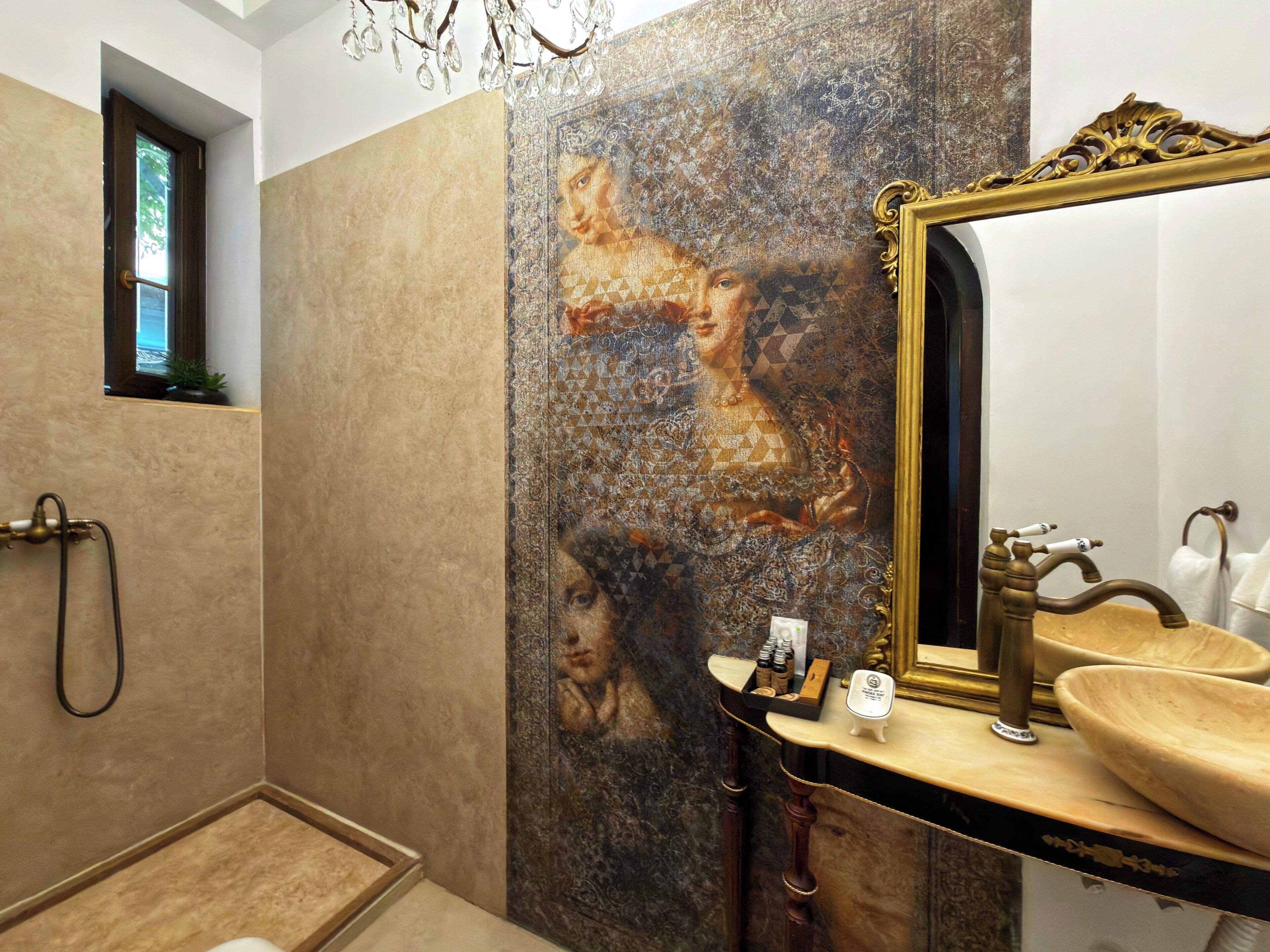 Foto - Conacul Coroanei Luxury Boutique