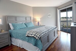 1 bedroom, iron/ironing board, travel cot, free WiFi