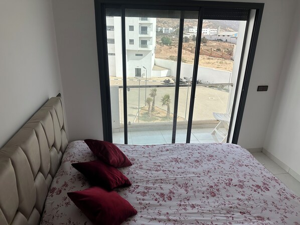 2 chambres, Wi-Fi gratuit, draps fournis