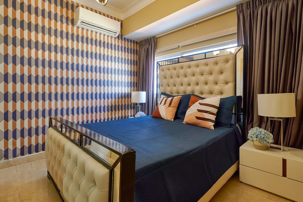 Untitled Image - Bonus Room Penthouse Apartments