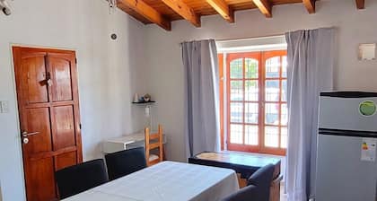 Brand NEW 2-bedroom house in Mendoza with private garage AC Heat all rooms WiFi