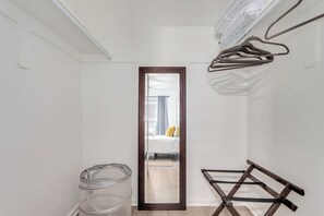 3 dormitorios, tabla de planchar con plancha, wifi y ropa de cama