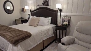 Escriptori, espai de treball apte per a portàtils i wifi gratuïta 