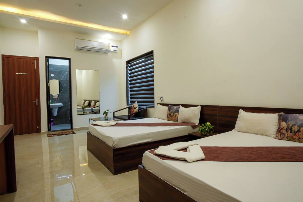 Hotel Omkar - Haryana
