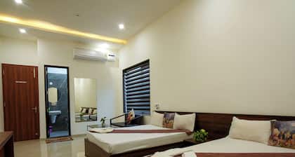 Hotel Omkar