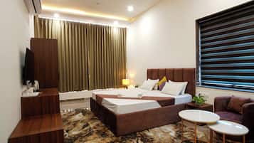 Phòng Suite Cao cấp, quang cảnh thành phố | 1 phòng ngủ, bàn ủi/dụng cụ ủi quần áo